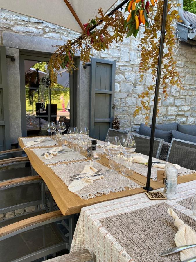 L'Aubergesves Exterior photo